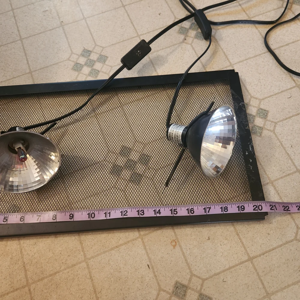 Black Metal Mesh Aquarium Cover With Heat Lamp And Light Good Used Condition